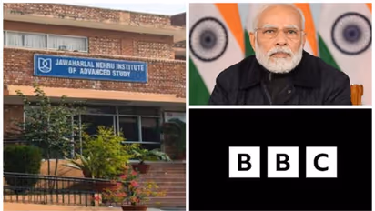 ബിബിസി ഡോക്യുമെന്‍ററി പ്രദർശനം തടയാന്‍ ജെഎൻയുവിൽ വൈദ്യുതി വിച്ഛേദിച്ചു; പ്രതിഷേധവുമായി വിദ്യാര്‍ത്ഥികള്‍