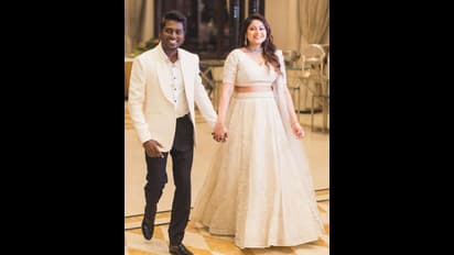 வாரிசு வந்தாச்சு... அப்பா ஆன குஷியில் இயக்குனர் அட்லீ பதிவிட்ட கியூட் போட்டோவுக்கு குவியும் லைக்குகள்