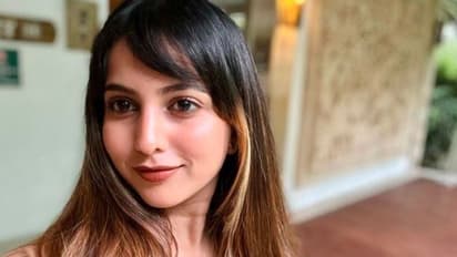 ತಲೆ ತಿರುಗುತ್ತೆ, ವಾಂತಿಯಾಗ್ತಿದೆ; 2 ತಿಂಗಳ ಗರ್ಭಿಣಿ ಎಂದು ಬಹಿರಂಗ ಪಡಿಸಿದ ನಿವೇದಿತಾ ಗೌಡ 