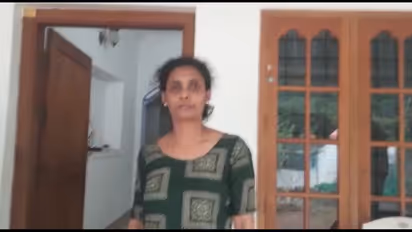 പുലര്ച്ചെ അഞ്ചര; വീടിന് പിന്നിൽ ചക്ക വെട്ടുകയായിരുന്ന വീട്ടമ്മയുടെ മുഖം പൊത്തി മാല കവര്ന്നു