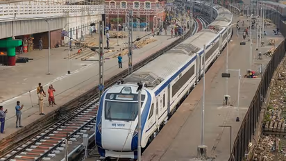 100 ಕಿ.ಮೀ. ದೂರದ ನಗರಗಳ ಮಧ್ಯೆ ವಂದೇ ಮೆಟ್ರೋ ರೈಲು: ಬೆಂಗಳೂರು, ತುಮಕೂರು, ರಾಮನಗರಕ್ಕೆ ಲಭ್ಯ..?