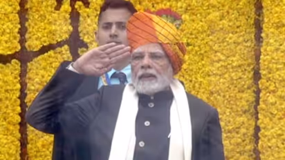 Republic Day 2023: Various state tableaux rolled out, enthralling motorcycle display by 'Dare Devils'