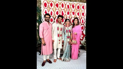 ప్రభాస్ కి నమ్మక ద్రోహం చేశాడు.. శర్వానంద్ ఎంగేజ్మెంట్ పై పేలుతున్న జోకులు