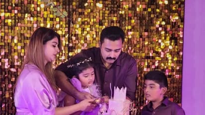 Sneha: சினேகா மகள் ஆத்யந்தா பிறந்தநாள் கொண்டாட்டத்தில் கலந்து கொண்டு வாழ்த்திய பிரபலங்கள்! போட்டோஸ்..!