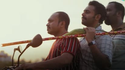 'തലതെറിച്ചവര്..'; രസിപ്പിച്ച് 'രോമാഞ്ച'ത്തിലെ വീഡിയോ ഗാനം, ചിത്രം ഫെബ്രുവരിയിൽ തിയറ്ററിൽ