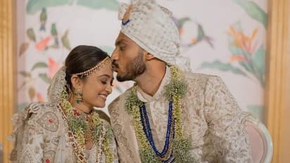 ದಾಂಪತ್ಯ ಜೀವನಕ್ಕೆ ಕಾಲಿರಿಸಿದ ಟೀಂ ಇಂಡಿಯಾ ಕ್ರಿಕೆಟಿಗ ಅಕ್ಷರ್ ಪಟೇಲ್‌, ಬಿಂದಾಸ್ ಸ್ಟೆಪ್ಸ್ ಹಾಕಿದ ಆಲ್ರೌಂಡರ್