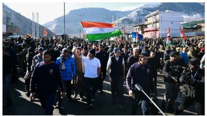 Bharat Jodo Yatra suspended: ராகுல் காந்தியின் பாரத் ஜோடோ யாத்ரா திடீர் நிறுத்தம்: காரணம் என்ன?