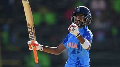 Shweta Sehrawat: టీమిండియా క్రికెటర్ సంచ‌ల‌న ఇన్నింగ్స్.. 150 బంతుల్లో 242 ప‌రుగులు 