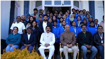 ഏഷ്യാനെറ്റ് ന്യൂസ്-പ്രൗഡ് ടു ബി ആൻ ഇന്ത്യൻ സംഘം ഷിംലയിൽ, ഗവർണറെ സന്ദർശിച്ചു 