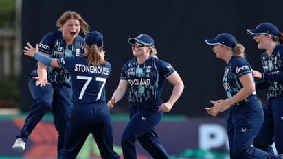 Womens U19 T20 World Cup: 100 ரன்னை கூட அடிக்க முடியாமல் அரையிறுதியில் தோற்ற ஆஸி.,! இங்கிலாந்து த்ரில் வெற்றி