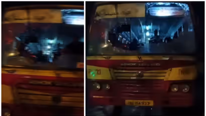 കെഎസ്ആർടിസി ബസിനെ ബൈക്കിൽ പിന്തുടർന്നെത്തി കല്ലെറിഞ്ഞു, സംഭവം ചാലക്കുടിയിൽ വെച്ച്, യുവാവിനായി തിരച്ചിൽ   
