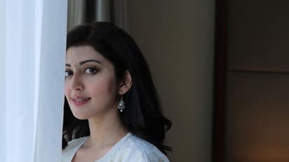 ఇంత సొగసు ఉంటే బాపు బొమ్మ కాక మరేంటి.. పాలసముద్రం నుంచి వచ్చిన దేవకన్యలా ప్రణీత 