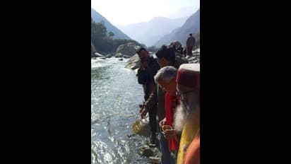 Ram Sita Statue: ಗಂಡಕಿ ನದಿಯಿಂದ ತೆಗೆದ 40 ಟನ್‌ ತೂಕದ ಸಾಲಿಗ್ರಾಮ ಶಿಲೆ, 30ಕ್ಕೆ ಭಾರತ ಪ್ರವೇಶ!