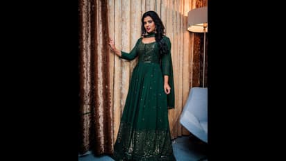 గ్రీన్ చుడీదార్ లో మెరిసిపోతున్న ఐశ్వర్య రాజేశ్.. ట్రెడిషనల్ లుక్ లోనూ మెస్మరైజ్ చేస్తున్న డస్కీ బ్యూటీ
