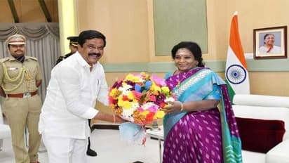 రాజ్భవన్, ప్రగతి భవన్ మధ్య సయోధ్య: బడ్జెట్ కు తెలంగాణ గవర్నర్ ఆమోదం