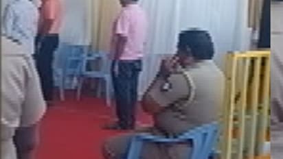 அமைச்சர் உதயநிதி பங்கேற்ற அரசு நிகழ்ச்சியில் தேசிய கீதத்தை அவமதித்த எஸ்.ஐ.. ஆக்ஷனில் இறங்கிய உயரதிகாரி.!