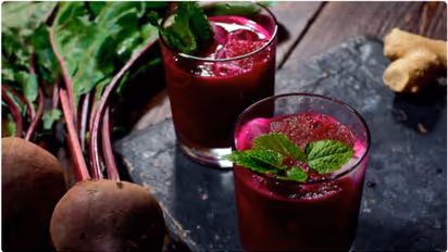 പതിവായി ഡയറ്റില് ഉള്പ്പെടുത്താം ബീറ്റ്റൂട്ട് ജ്യൂസ്; അറിയാം ഈ ഗുണങ്ങള്...