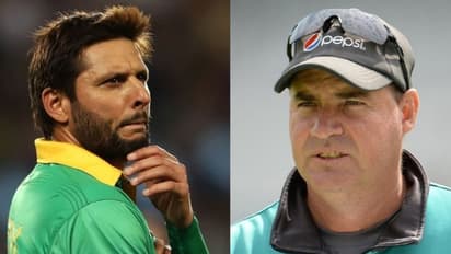 పాక్ ఆన్‌లైన్ హెడ్‌కోచ్‌పై స్పందించిన అఫ్రిది.. పీసీబీపై విమర్శలు 