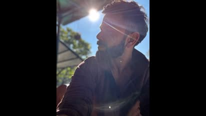 மகள் வாமிகா உடன் டிரக்கிங் சென்ற விராட் கோலி: வைரலாகும் புகைப்படங்கள்!