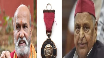 ದೇಶದ್ರೋಹಿ ಮುಲಾಯಂ ಸಿಂಗ್ಗೆ ನೀಡಿರುವ ಪದ್ಮ ಪ್ರಶಸ್ತಿ ಹಿಂಪಡೆಯಿರಿ: ಪ್ರಮೋದ್ ಮುತಾಲಿಕ್