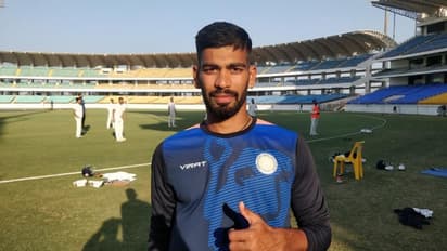 ഒമ്പതാം നമ്പറിലിറങ്ങി 111 നോട്ടൗട്ട്! രഞ്ജി ട്രോഫിയില് സൗരാഷ്ട്രയെ രക്ഷിച്ച് വിസ്മയ സെഞ്ചുറി