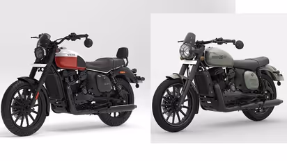 ಹೊಸ ಬಣ್ಣ, ಆಕರ್ಷಕ ಬೆಲೆಯಲ್ಲಿ ಜಾವಾ 42 ಮತ್ತು ಯೆಜ್ಡಿ ರೋಡ್ಸ್ಟರ್ ಬೈಕ್ ಬಿಡುಗಡೆ!