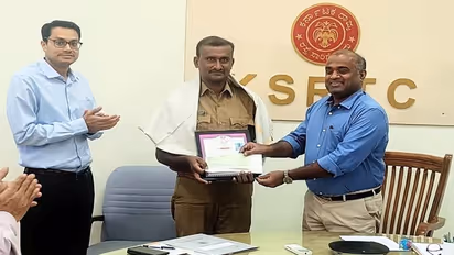 ಕೆರೆಯಲ್ಲಿ ಮುಳುಗುತ್ತಿದ್ದ ಮಕ್ಕಳ ರಕ್ಷಿಸಿದ ಕೆಎಸ್ಆರ್ಟಿಸಿ ಚಾಲಕಗೆ ಸನ್ಮಾನ