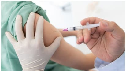 किशोरवयीन मुलीच्या हातात इंजेक्शनची सुई तुटली, चौकशीचे आदेश