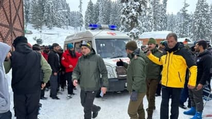 ஜம்மு காஷ்மீரில் குல்மார்க் பனிச்சரிவில் சிக்கி இருவர் உயிரிழப்பு; இருவர் மாயம்!!