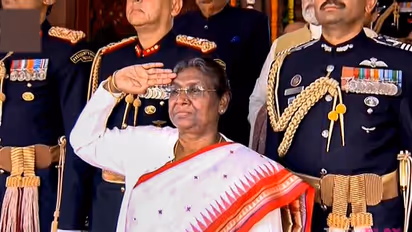 ಮುರ್ಮು ರಾಷ್ಟ್ರಪತಿಯಾಗಿ 1 ವರ್ಷ: 16000 ಜನರ ಭೇಟಿ, 43 ಬಿಲ್ಗೆ ಅಂಕಿತ