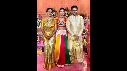 வாத்தி பட இயக்குனர் திருமணம்... கிளாமர் உடையில் வந்து கலந்துகொண்டு ஷாக் கொடுத்த கீர்த்தி சுரேஷ் - வைரல் போட்டோ