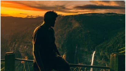 ജോലി ഉപേക്ഷിച്ച് 'യാത്ര പോയി'; ഇന്ന് ഇന്സ്റ്റാഗ്രാമില് ഒന്നര ലക്ഷം ഫോളോവേഴ്സുള്ള ഇന്ഫ്ലുവന്സര്!