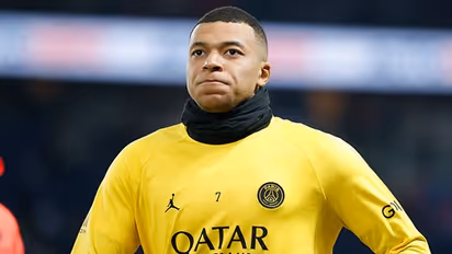 പ്രീ സീസണ് ടൂറിനുള്ള ടീമിലില്ല, എംബാപ്പെയെ വിറ്റൊഴിവാക്കാനുറച്ച് പി എസ് ജി, നോട്ടമിട്ട് സൗദി പ്രൊ ലീഗ്