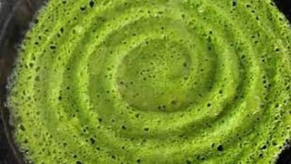 ப்ரேக்பாஸ்ட்க்கு ஹெல்த்தியான  பிரண்டை தோசை சாப்பிடுங்க!