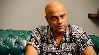 'സത്യത്തോടുള്ള പക എഴുത്തുകാരന്റെ ചോര കൊണ്ടു തീര്‍ക്കാന്‍'; വിവാദങ്ങൾക്കു ശേഷം മുരളി ഗോപിയുടെ ആദ്യ പ്രതികരണം