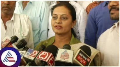 ವಿನಯ ಕುಲಕರ್ಣಿ ಧಾರವಾಡ ಗ್ರಾಮೀಣ ಕ್ಷೇತ್ರದ ಆಕಾಂಕ್ಷಿ, ಹಾನಗಲ್ ಅಲ್ಲ: ಪತ್ನಿ ಶಿವಲೀಲಾ ಸ್ಪಷ್ಟನೆ