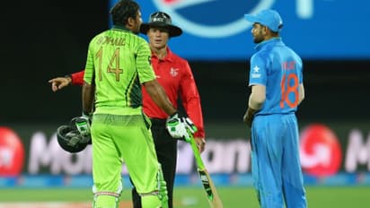 మీరు ఒక్క బౌలర్‌కే పొంగిపోతున్నారు.. అలాంటోళ్లు మాకు గల్లీకొకడు ఉన్నాడు.. ఉమ్రాన్‌పై పాక్ మాజీ పేసర్ కామెంట్స్