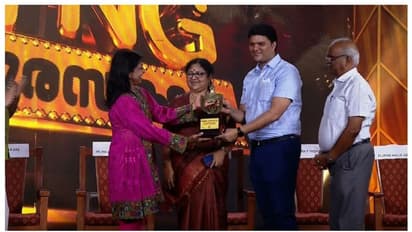 അംഗീകാരനിറവ്, ആറാമത് ടിഎൻജി പുരസ്കാരം കുടുംബശ്രീക്ക് സമര്പ്പിച്ചു