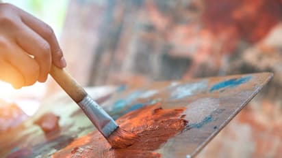 എന്താണ് ആർട്ട് തെറാപ്പി? ആരോഗ്യഗുണങ്ങൾ എന്തൊക്കെ?