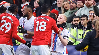 'Casemiro is the new Undertaker': Man United star trolled after red card shown for grabbing Hughes' throat