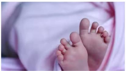 ಖತರ್ನಾಕ್ ಕಳ್ಳಿಯ ಹಿಸ್ಟರಿಯೇ ಭಯಾನಕ: ನವಜಾತ ಶಿಶುಗೆ ಹಾಲು ಕುಡಿಸೋ ಬದ್ಲು ಉಪ್ಪಿಟ್ಟು ಕೊಡ್ತಿದ್ದ ಪಾಪಿ..!