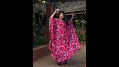 పద్ధతిగా కుర్ర గుండెల్ని కొల్లగొడుతున్న ఫరియా అబ్దుల్లా.. క్యూట్ లుక్స్ తో కట్టిపడేస్తున్న‘జాతిరత్నాలు’ బ్యూటీ