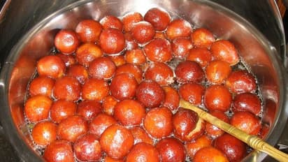 என்ன! நிலக்கடலை வைத்து குலோப் ஜாமுனா! பார்க்கலாம் வாங்க!