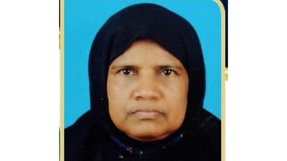 ഉംറ കഴിഞ്ഞു മടങ്ങുന്നതിനിടെ വിമാനത്തിൽ വെച്ച് ദേഹാസ്വാസ്ഥ്യം അനുഭവപ്പെട്ട മലയാളി വനിത മരിച്ചു