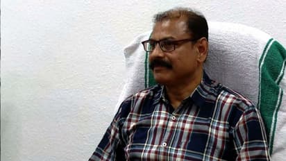 വിവാദങ്ങൾക്കിടെ ഷറഫലി സ്പോര്‍ട്സ് കൗണ്‍സിൽ പ്രസിഡൻ്റായി ചുമതലയേറ്റു: പരസ്യ പ്രതികരണം ഒഴിവാക്കി മേഴ്സിക്കുട്ടൻ 