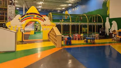 ഓട്ടിസമുള്ള മകന്റെ പിറന്നാളാഘോഷത്തിന് 19 സഹപാഠികളെ ക്ഷണിച്ചു, വന്നത് ഒരേയൊരാൾ മാത്രം