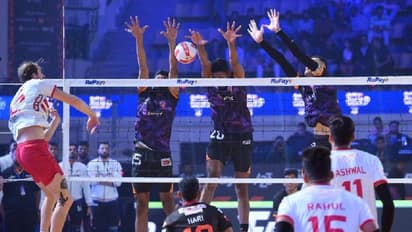 Prime Volleyball League ಕೋಲ್ಕತಾ ಥಂಡರ್ ಬೋಲ್ಟ್ಸ್ ಗೆ ಹ್ಯಾಟ್ರಿಕ್ ಗೆಲುವು