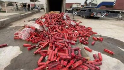 പരിശോധനകളില് പിടിച്ചെടുത്ത ഒരു ലക്ഷത്തിലധികം മദ്യക്കുപ്പികള് നശിപ്പിച്ചു