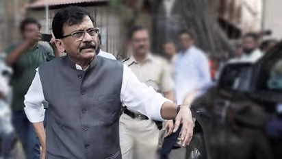 ಸೇನೆಯ ಹೆಸರು, ಚಿಹ್ನೆ ಖರೀದಿಸಲು 2,000 ಕೋಟಿ ರೂ. ಡೀಲ್: ಸಂಜಯ್ ರಾವತ್ ಸ್ಫೋಟಕ ಆರೋಪ