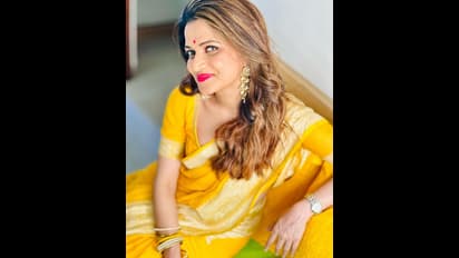 வாழ்க்கையில் இரண்டு... மூன்று காதல் வந்தால் என்ன தப்பு? ரசிகரின் கேள்விக்கு டிடியின் நச் விளக்கம்!